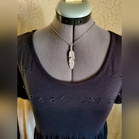 American Eagle Outfitters Gray Eyelet Ruffle Top Sz Sm boho asymmetrical fairy - Picture 3 of 5